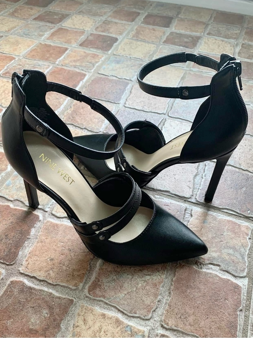 Nine West Black Escarpins